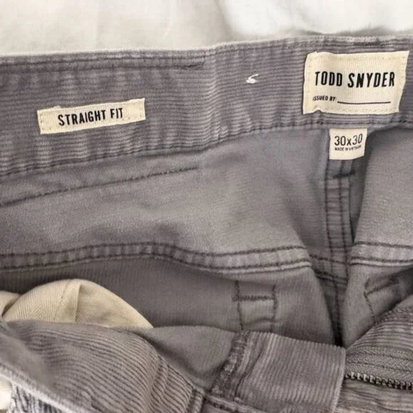 Todd Snyder Straight Fit Five Pocket Corduroy Pants in Graystone, 30x30 - Picture 4 of 5